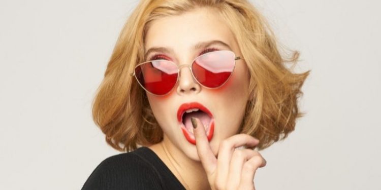 Trend? Slipless ausgehen - ohne Slip / Höschen ins Nachtleben stürzen....