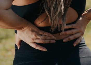 Rückenschmerzen während der Periode